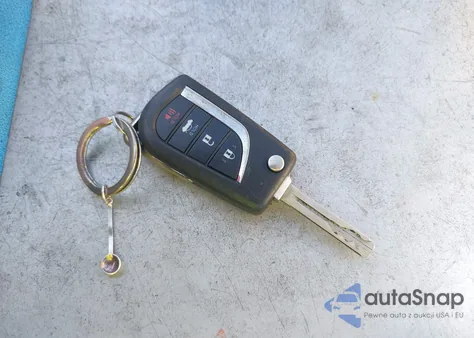 2021 Toyota Corolla Le z USA, uszkodzony, nr VIN 5YFEPMAEXMP152673